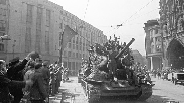 6 мая 1945 года - 1415 день Великой Отечественной войны.
