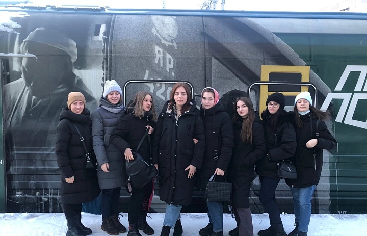 Студенты колледжа посетили «Поезд Победы» 