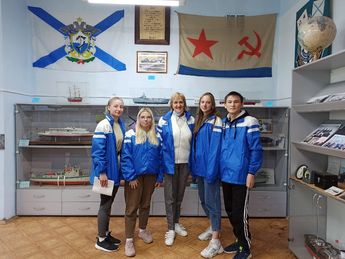 Студенты посетили Музей речного флота